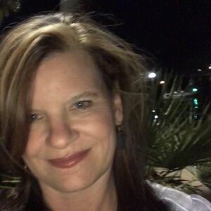 Meet your Posher, Caroline